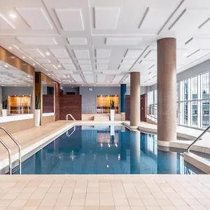 5* Hotel Warwick Le Crystal -